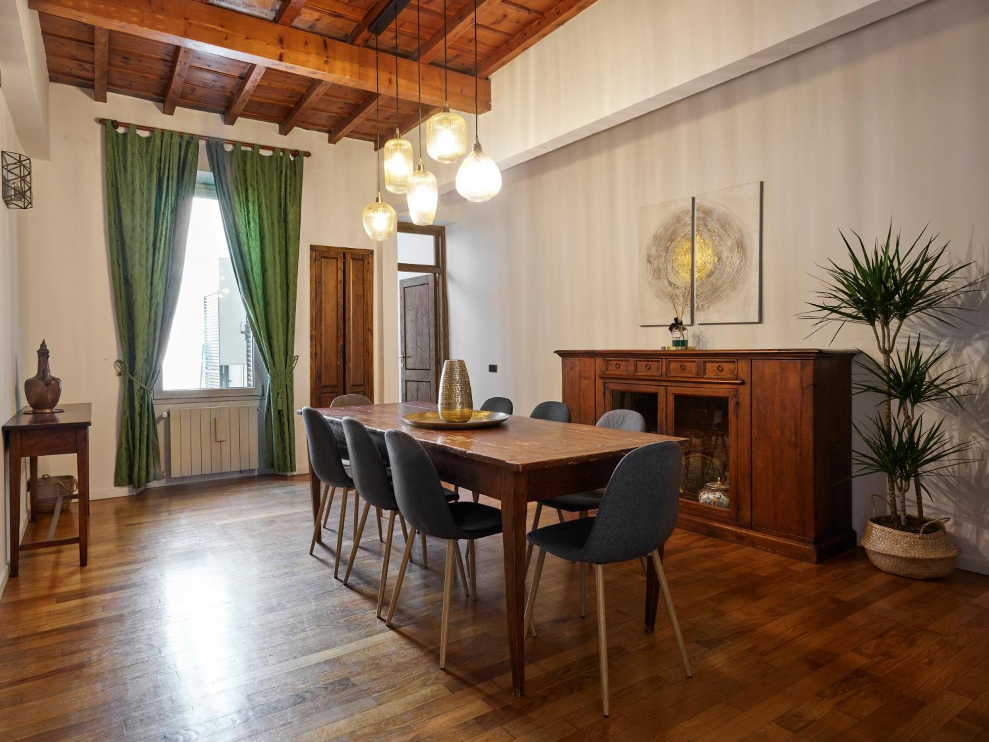 Best Location W/ Breathtaking Views Chic Palace Флоренция Екстериор снимка